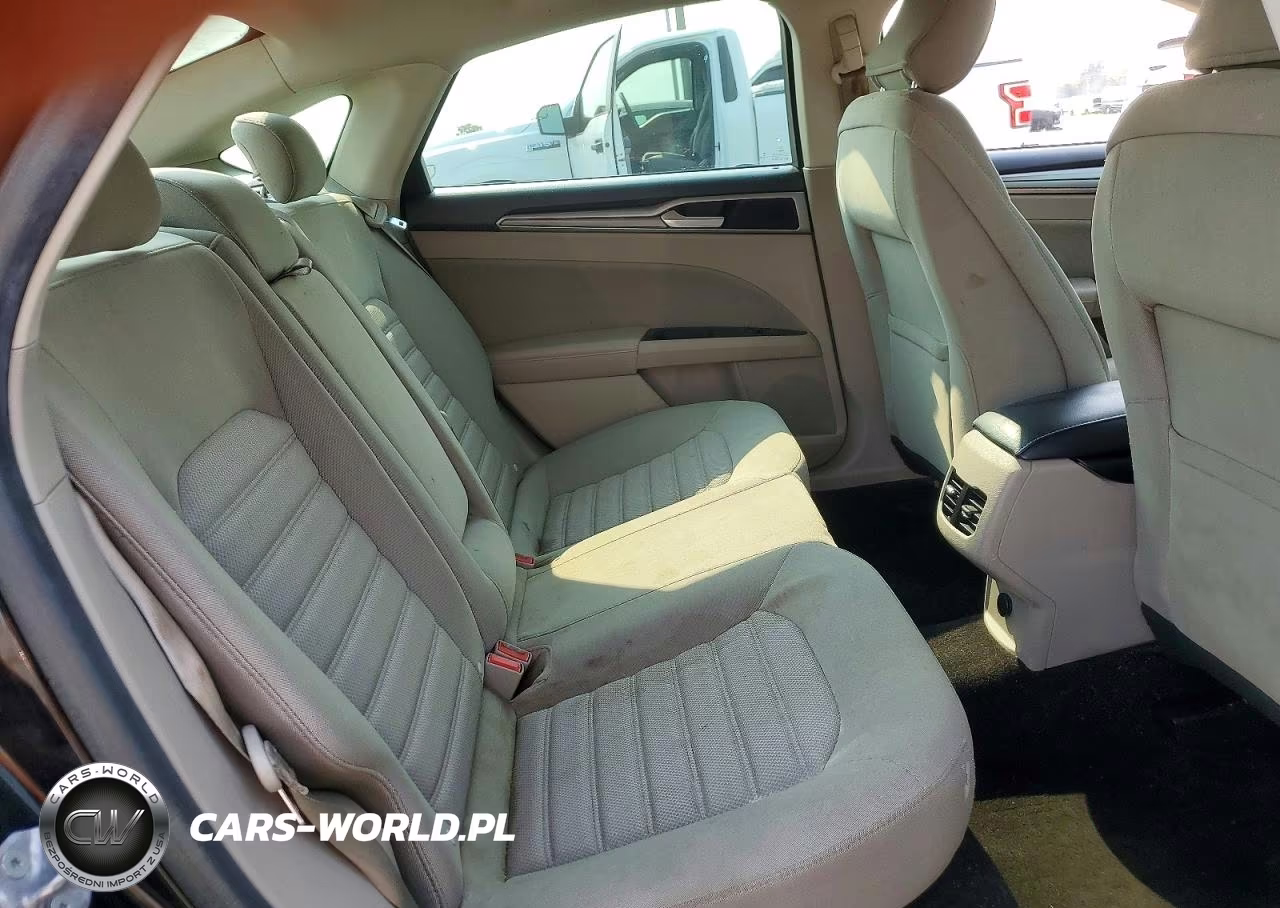 2018 Ford Fusion Se Hybrid VIN:3FA6P0LU9JR152578 - 10