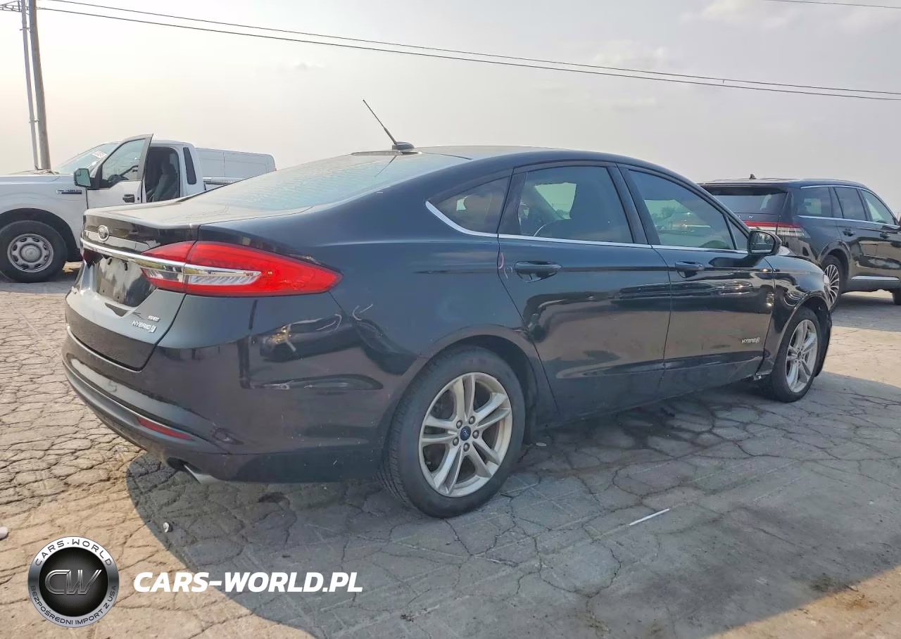 2018 Ford Fusion Se Hybrid VIN:3FA6P0LU9JR152578 - 3