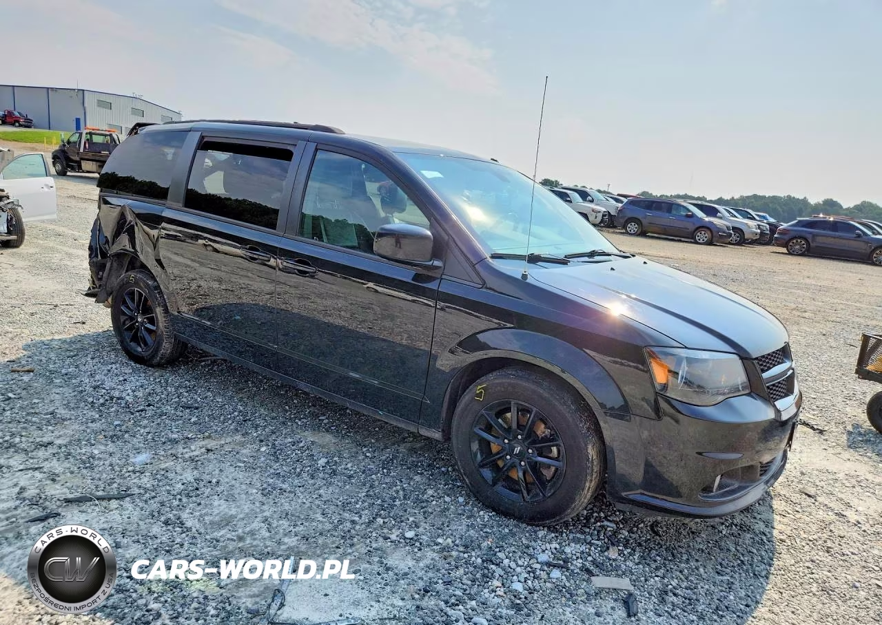 2019 Dodge Grand Caravan Gt VIN:2C4RDGEG3KR744579 - 4