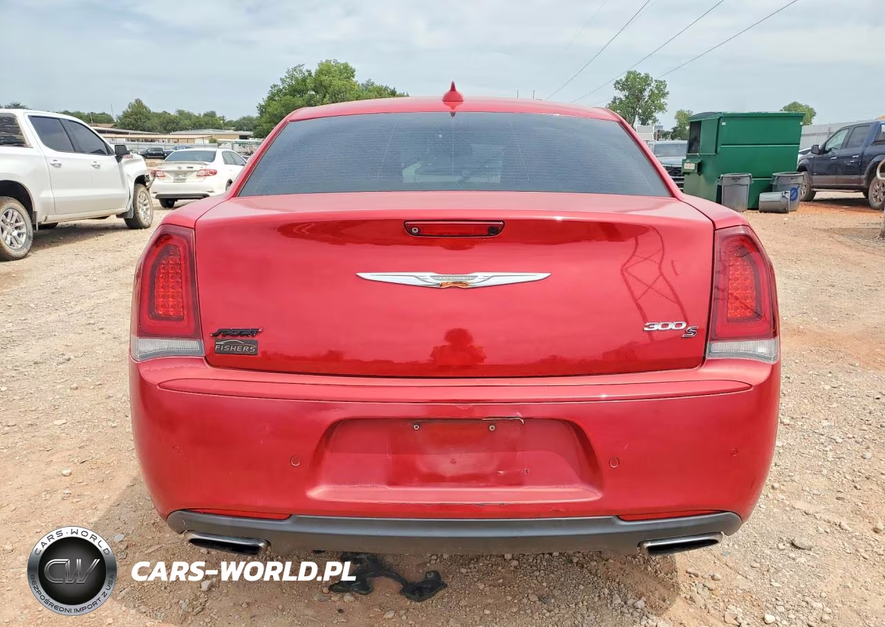 2015 Chrysler 300 S VIN:2C3CCABGXFH756612 - 6