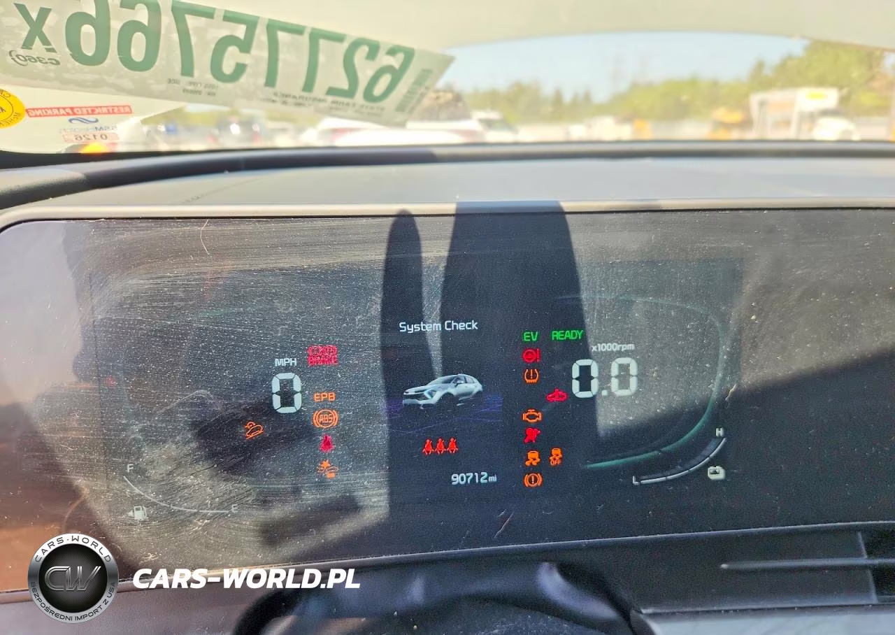 2023 Kia Sportage X Line VIN:KNDPYDAH0P7099049 - 9