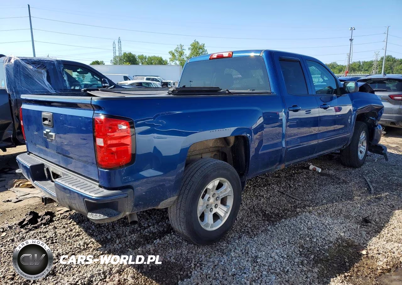 2018 Chevrolet Silverado K1500 Lt VIN:1GCVKREC0JZ113807 - 3