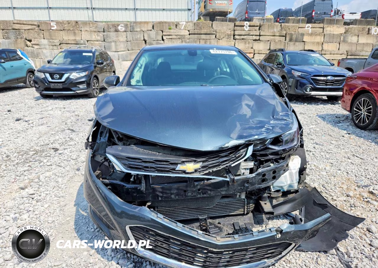 2017 Chevrolet Cruze Lt VIN:1G1BE5SM5H7156943 - 5