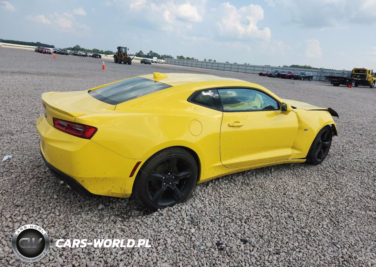 2017 Chevrolet Camaro Lt VIN:1G1FB1RS5H0184581 - 3