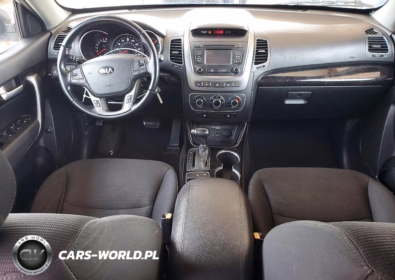 2015 Kia Sorento Lx VIN:5XYKTCA68FG597695 - 8