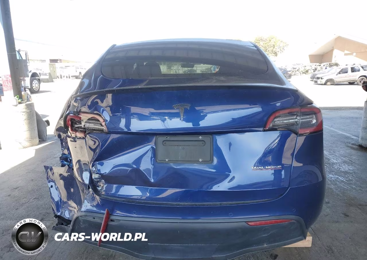2020 Tesla Model Y VIN:5YJYGDEF6LF025882 - 6