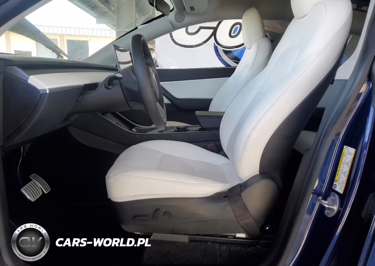 2020 Tesla Model Y VIN:5YJYGDEF6LF025882 - 7