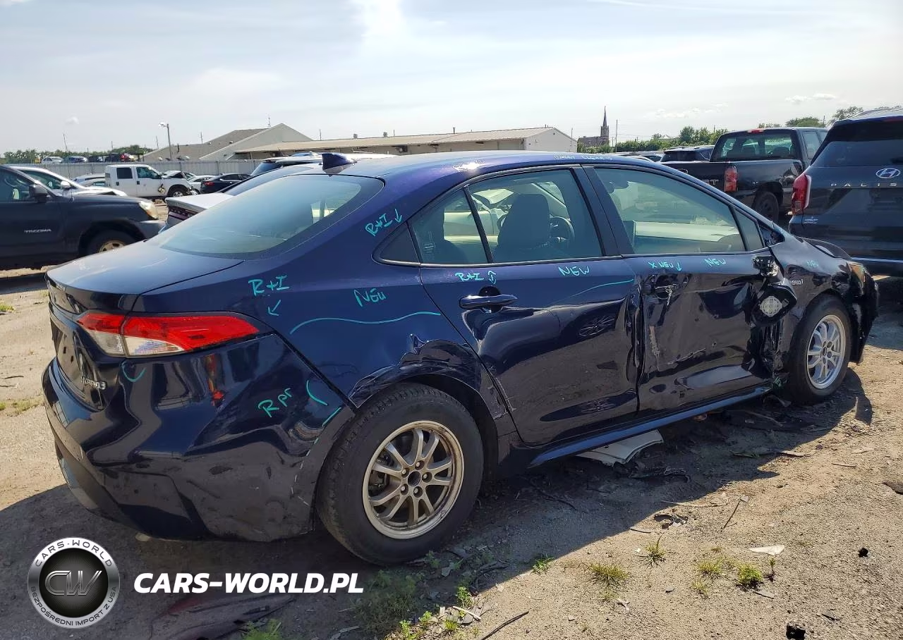 2021 Toyota Corolla Le VIN:JTDEAMDE4MJ020302 - 3