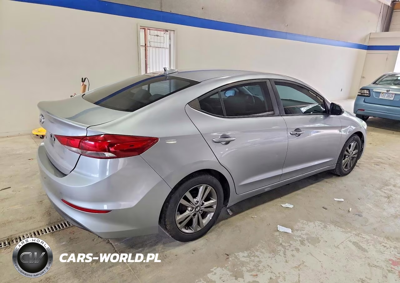 2017 Hyundai Elantra Se VIN:5NPD84LF0HH018644 - 3