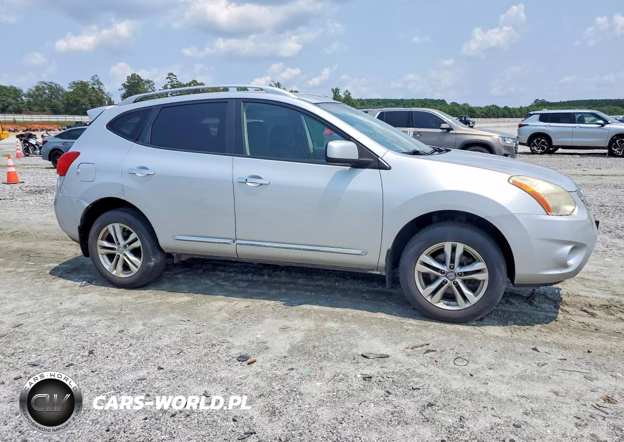 2012 Nissan Rogue S VIN:JN8AS5MV4CW392097 - 4
