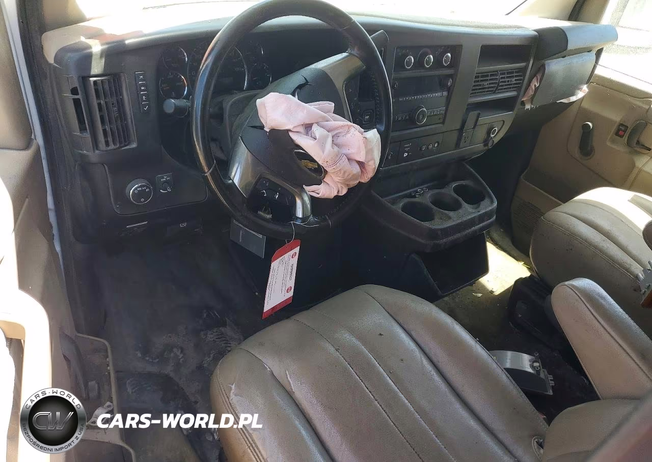 2019 Chevrolet Express Box Truck VIN:1GB0GRFP4K1298347 - 8