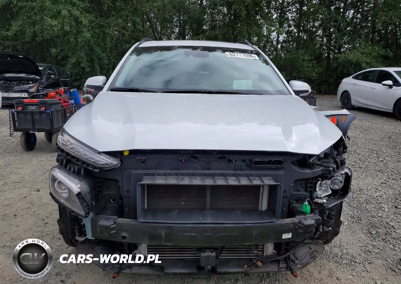 2019 Hyundai Kona Ultimate VIN:KM8K5CA57KU231636 - 5