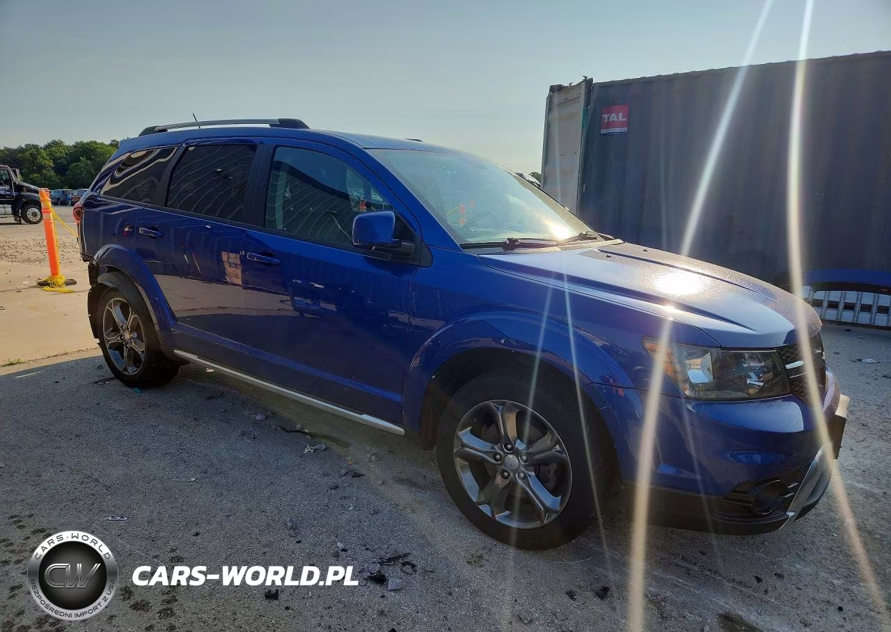2015 Dodge Journey Crossroad VIN:3C4PDCGB1FT682510 - 4