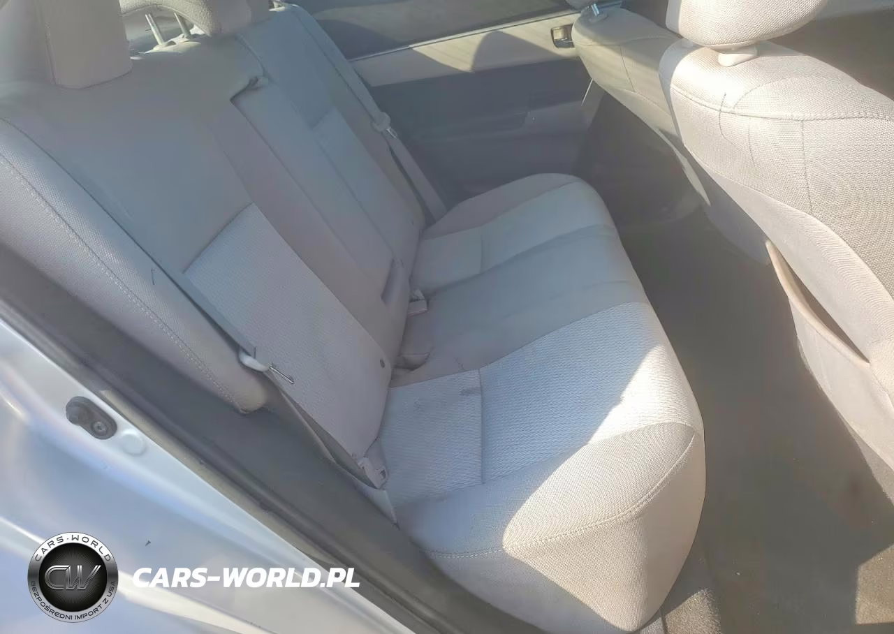 2016 Toyota Corolla Le VIN:5YFBURHE6GP399997 - 10