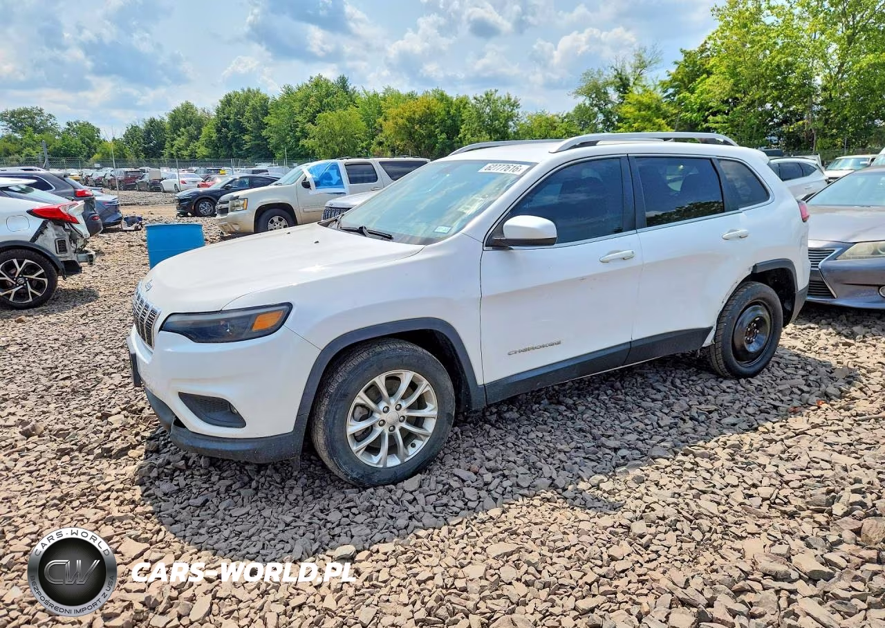 2019 Jeep Cherokee Latitude – zdjęcie 1 z 13