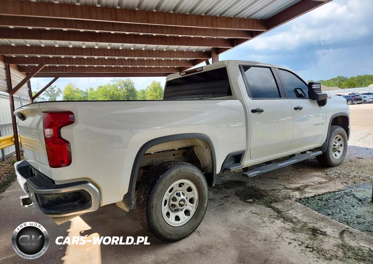 2025 Chevrolet Silverado K2500 Heavy Duty VIN:2GC1KLE70S1172655 - 3