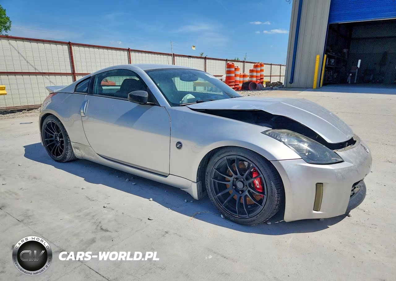 2004 Nissan 350Z Base VIN:JN1AZ34D44M101455 - 4