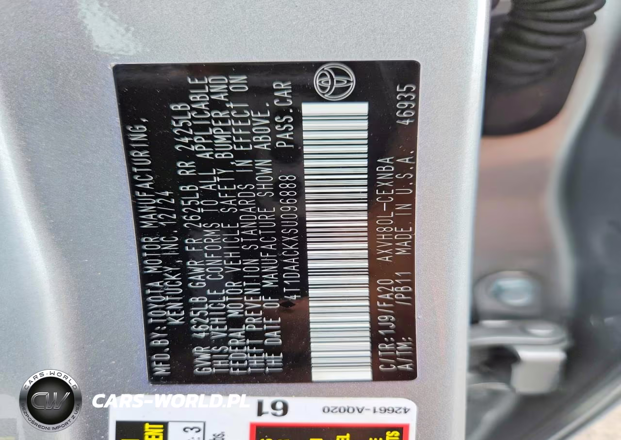 2025 Toyota Camry Le VIN:4T1DAACKXSU096888 - 12