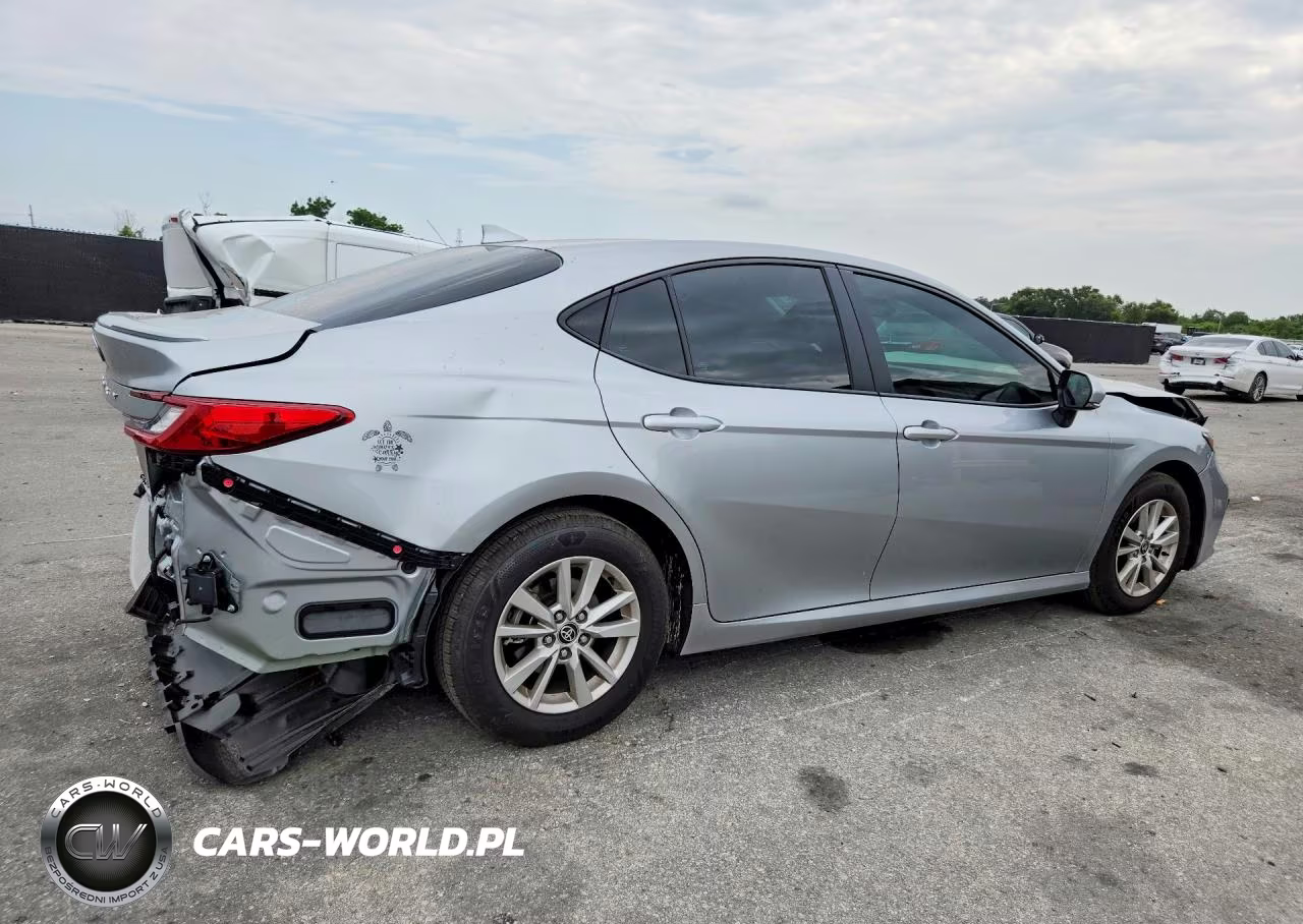 2025 Toyota Camry Le VIN:4T1DAACKXSU096888 - 3