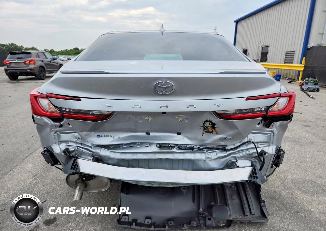 2025 Toyota Camry Le VIN:4T1DAACKXSU096888 - 6