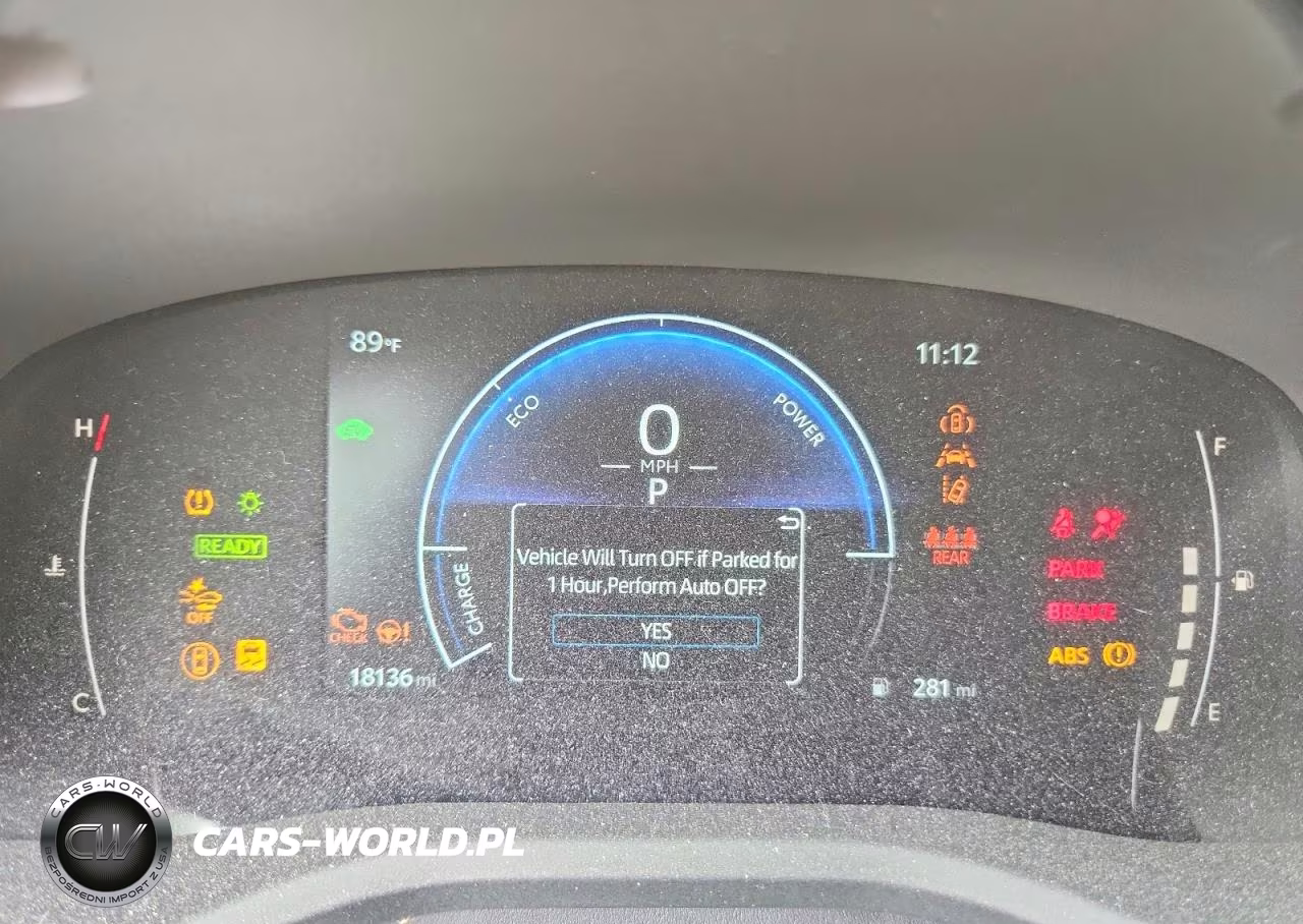 2025 Toyota Camry Le VIN:4T1DAACKXSU096888 - 9