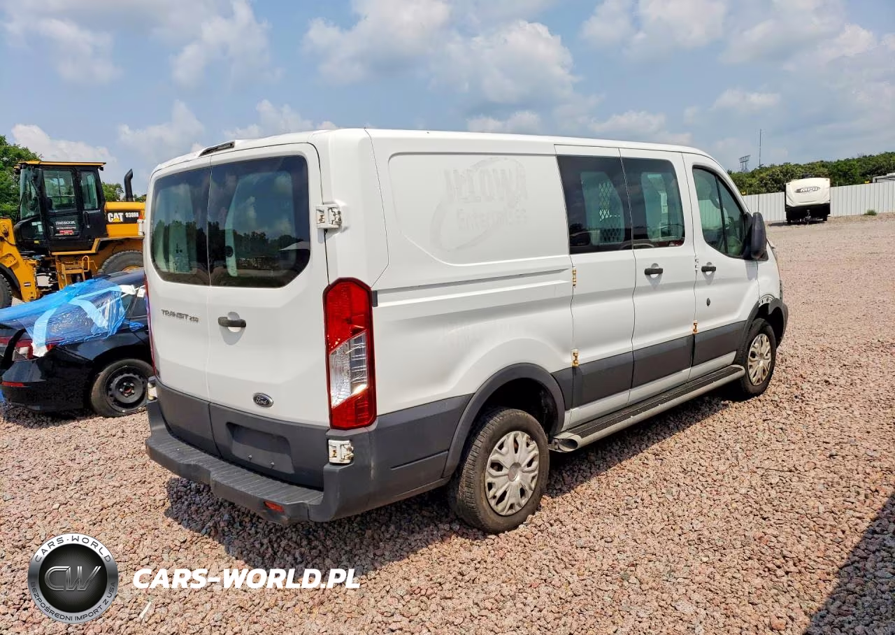 2015 Ford Transit T-250 VIN:1FTNR1ZM2FKA60477 - 3