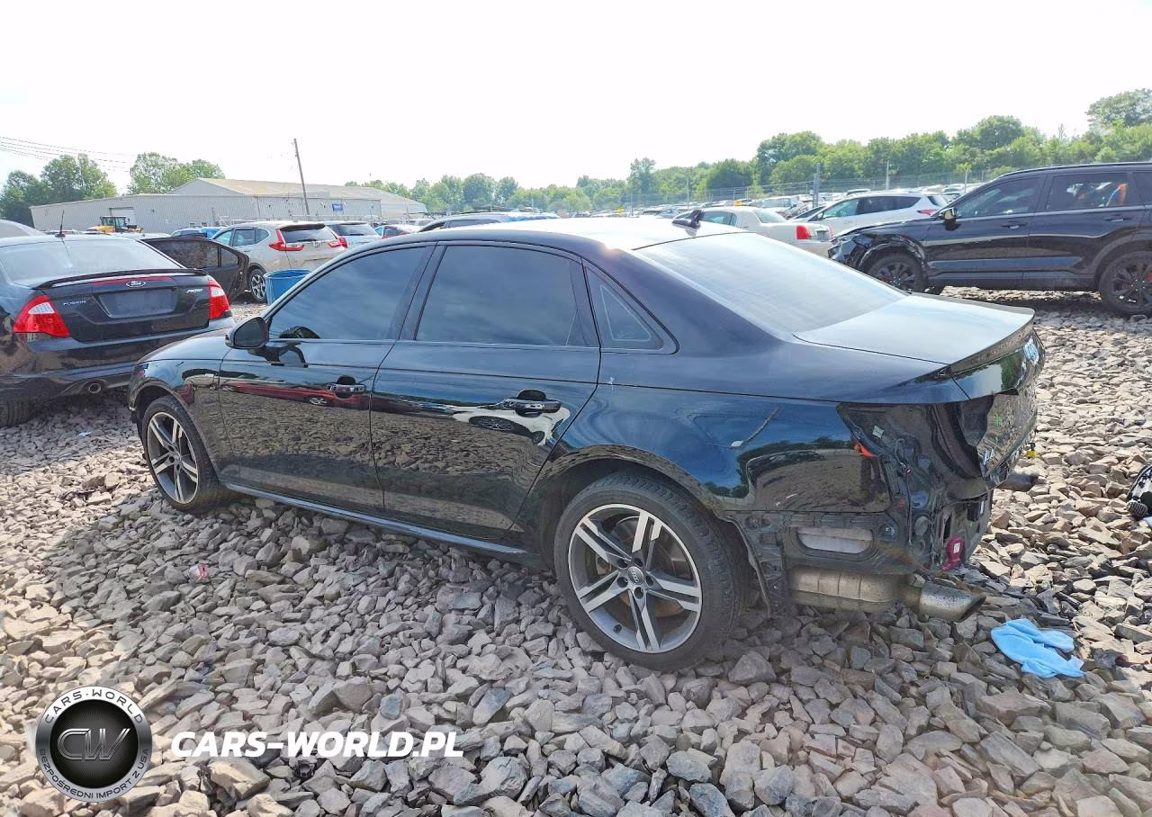 2017 Audi A4 Premium Plus VIN:WAUENAF45HN061542 - 2