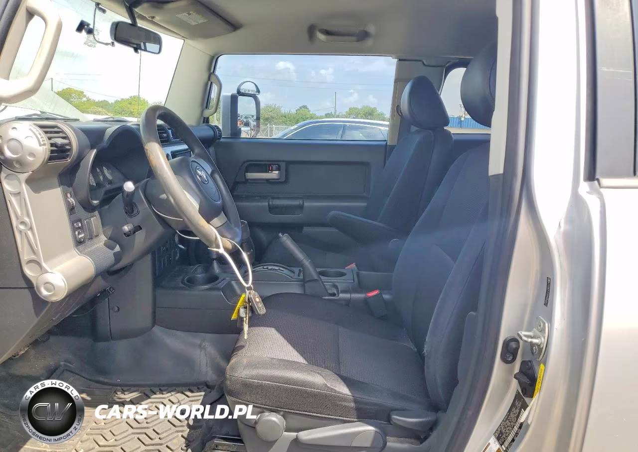 2007 Toyota Fj Cruiser Base VIN:JTEBU11F370050077 - 7