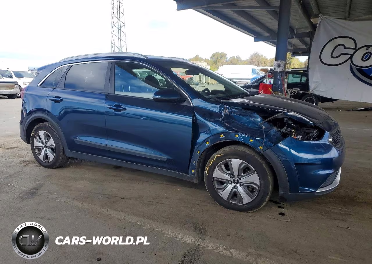 2019 Kia Niro Lx VIN:KNDCB3LC9K5252110 - 4