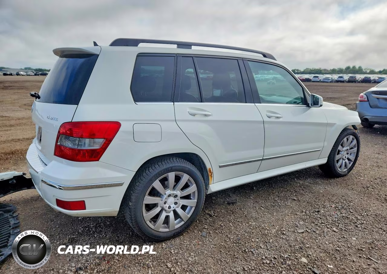 2011 Mercedes-Benz Glk 350 4Matic VIN:WDCGG8HB3BF579140 - 3