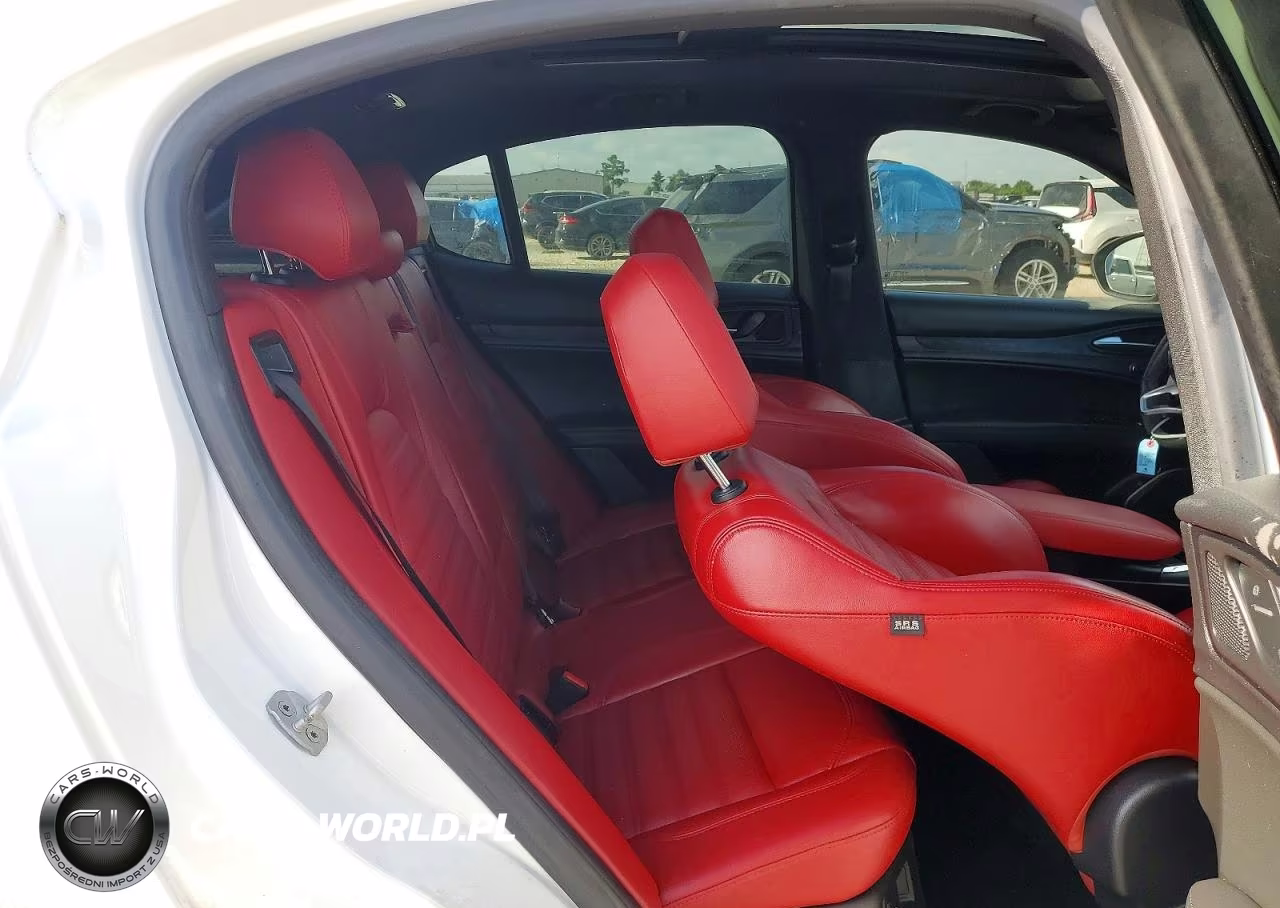 2022 Alfa Romeo Stelvio VIN:ZASPAJANXN7D26857 - 11
