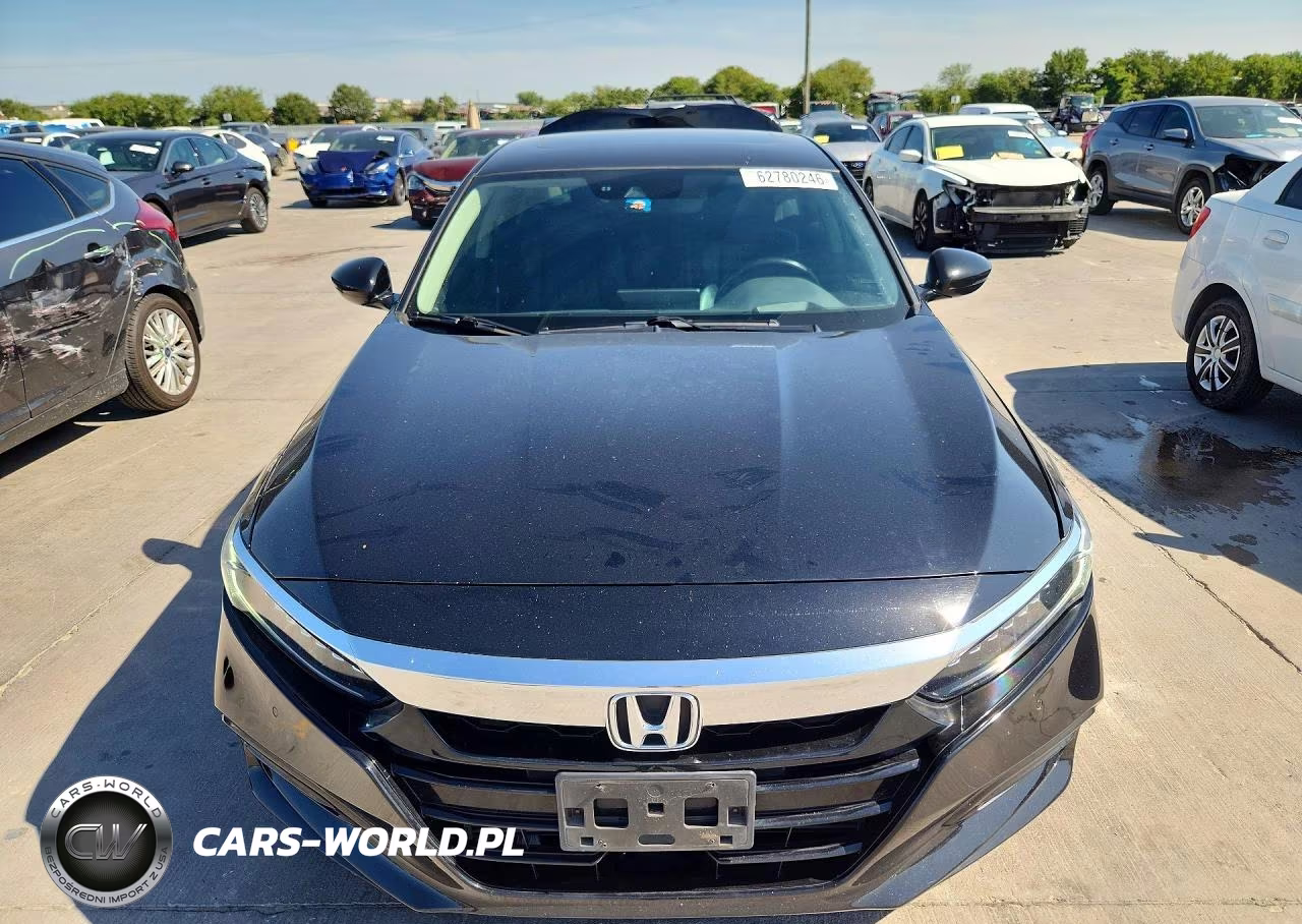 2018 Honda Accord Touring VIN:1HGCV1F99JA120693 - 5