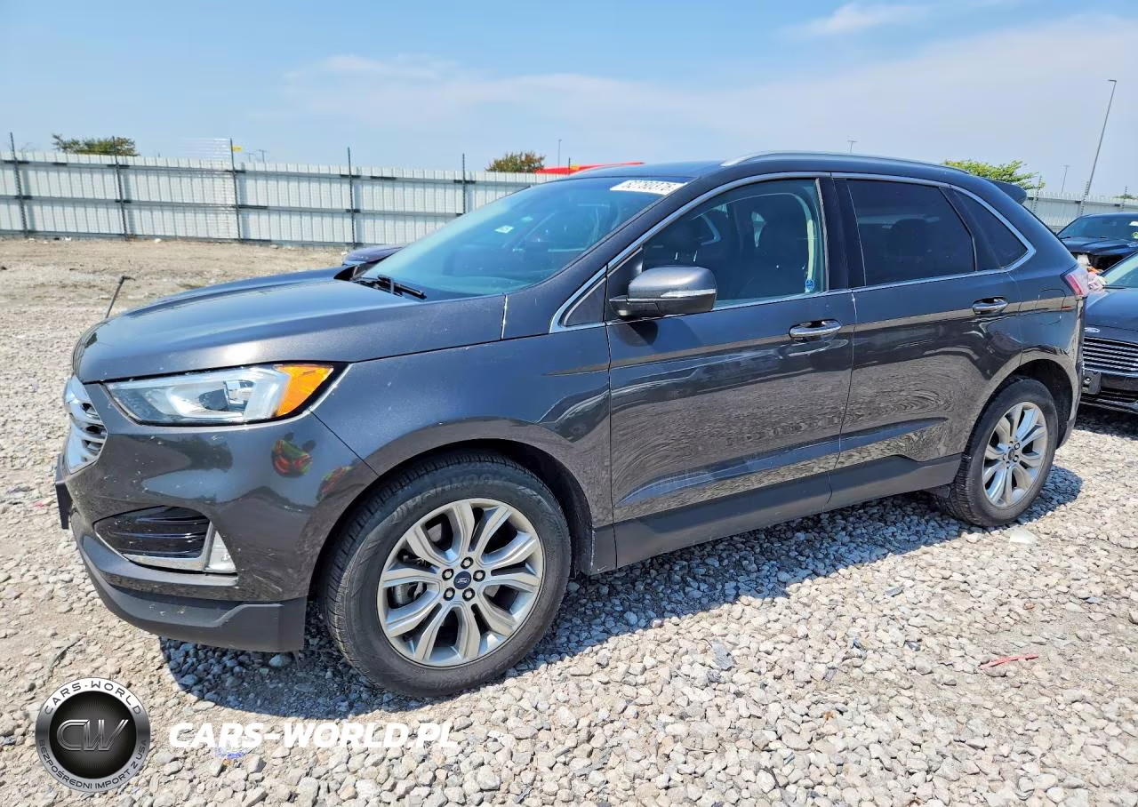 2019 Ford Edge Titanium