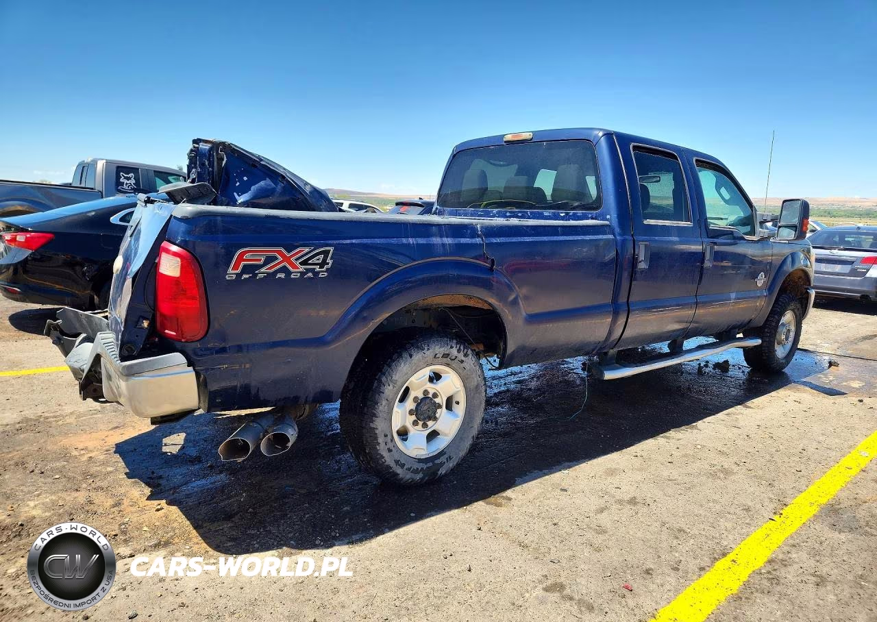 2012 Ford F250 Super Duty VIN:1FT7W2BT0CEC82986 - 3