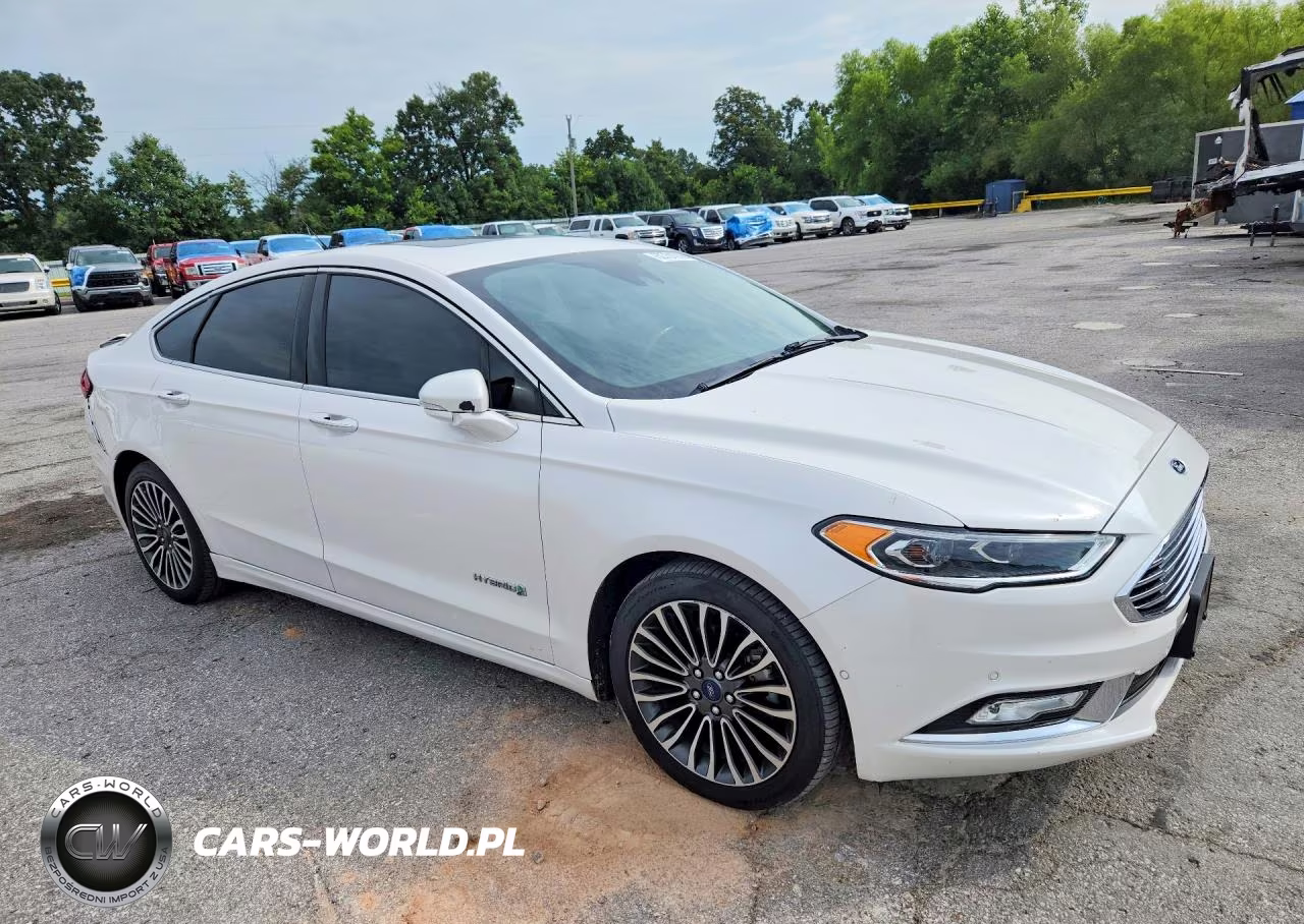 2017 Ford Fusion Titanium Hev VIN:3FA6P0RUXHR264307 - 4