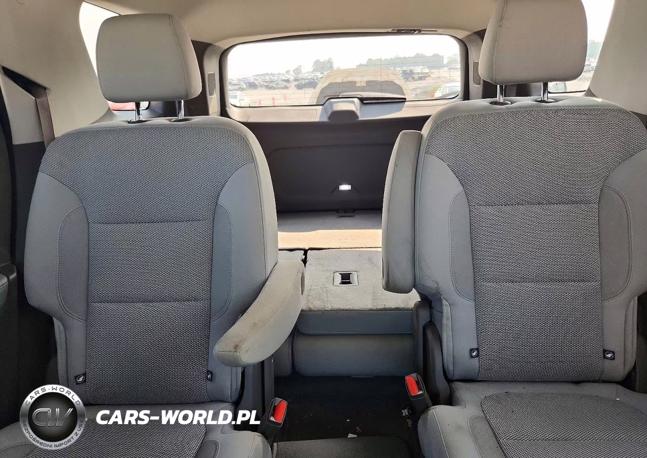 2019 Chevrolet Traverse Lt VIN:1GNERGKW3KJ238614 - 10