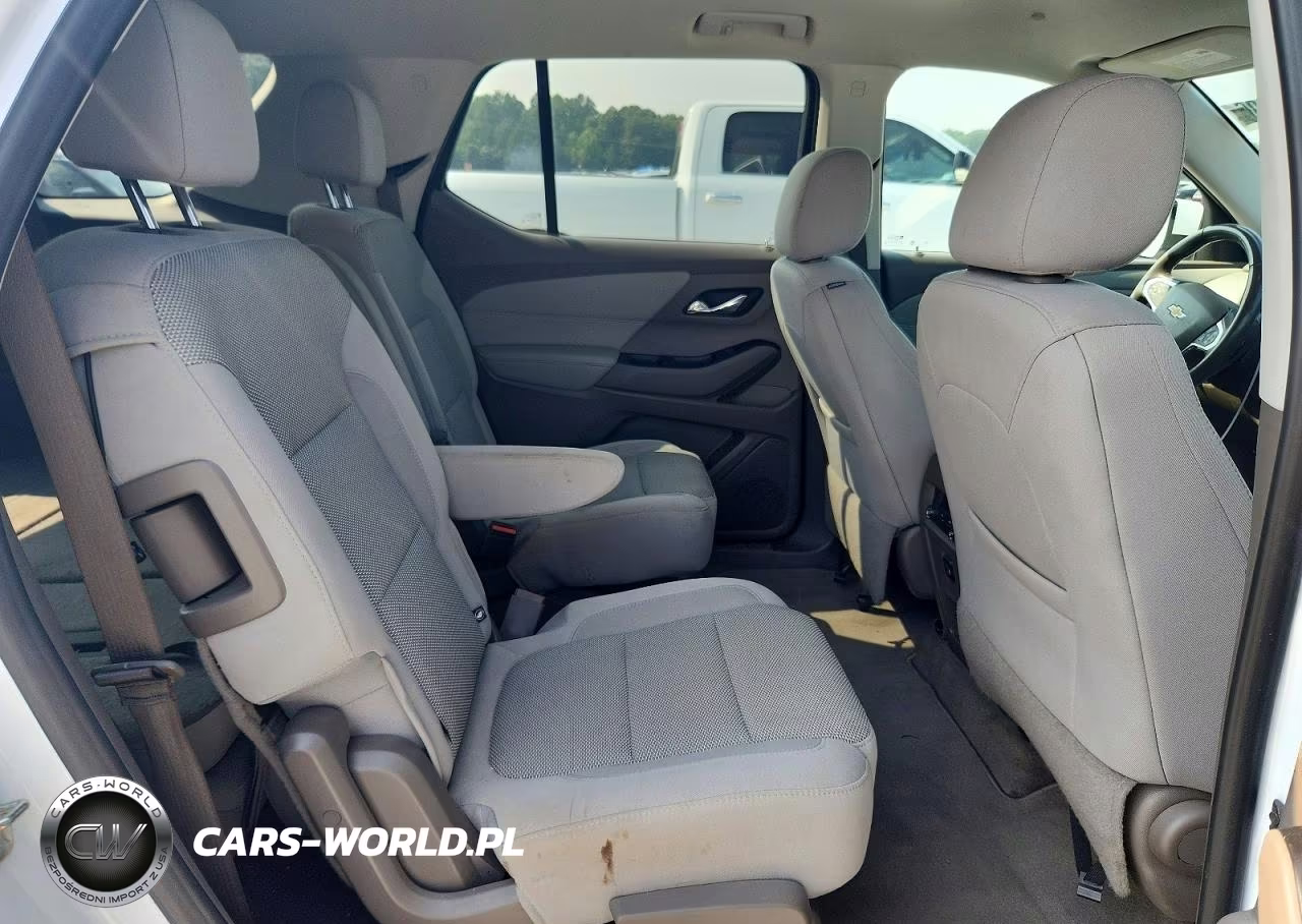 2019 Chevrolet Traverse Lt VIN:1GNERGKW3KJ238614 - 11