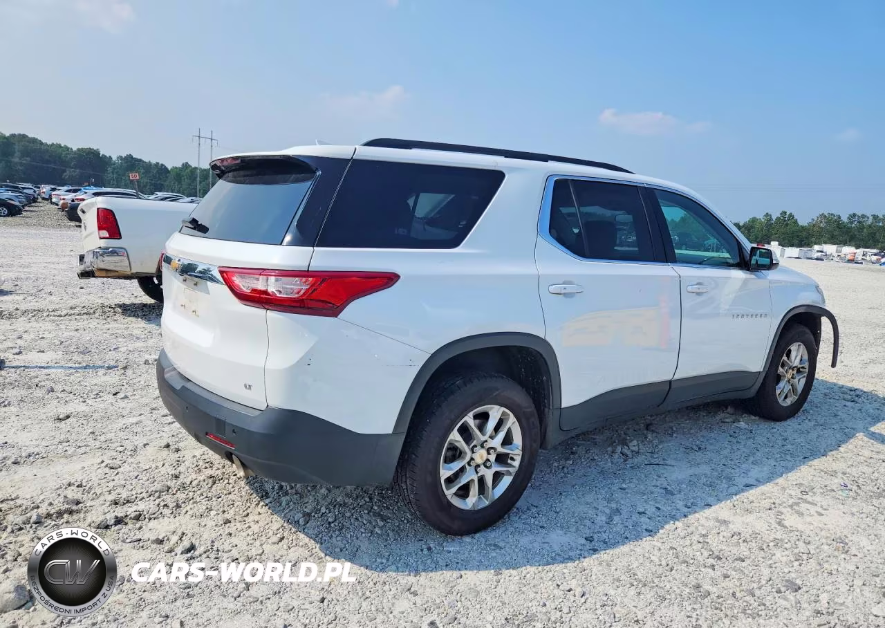 2019 Chevrolet Traverse Lt VIN:1GNERGKW3KJ238614 - 3