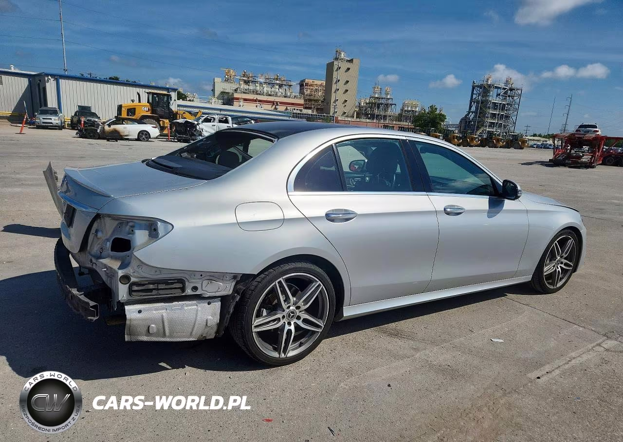 2018 Mercedes-Benz E 300 VIN:WDDZF4JB4JA348463 - 3