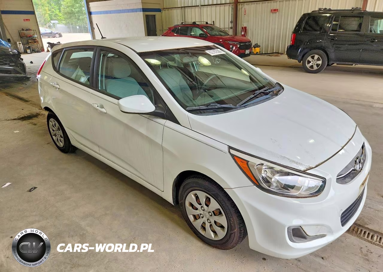 2017 Hyundai Accent Se VIN:KMHCT5AE6HU350129 - 4