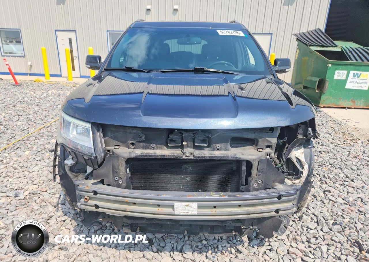2017 Ford Explorer Xlt VIN:1FM5K8D8XHGB60772 - 5