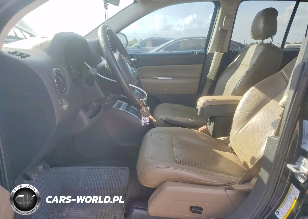 2014 Jeep Compass Latitude VIN:1C4NJCEAXED914066 - 7