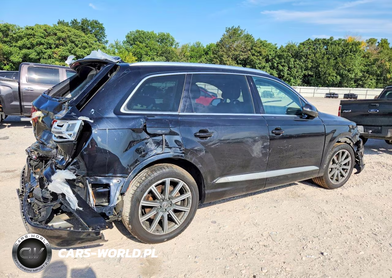 2017 Audi Q7 Prestige VIN:WA1VAAF72HD000223 - 3