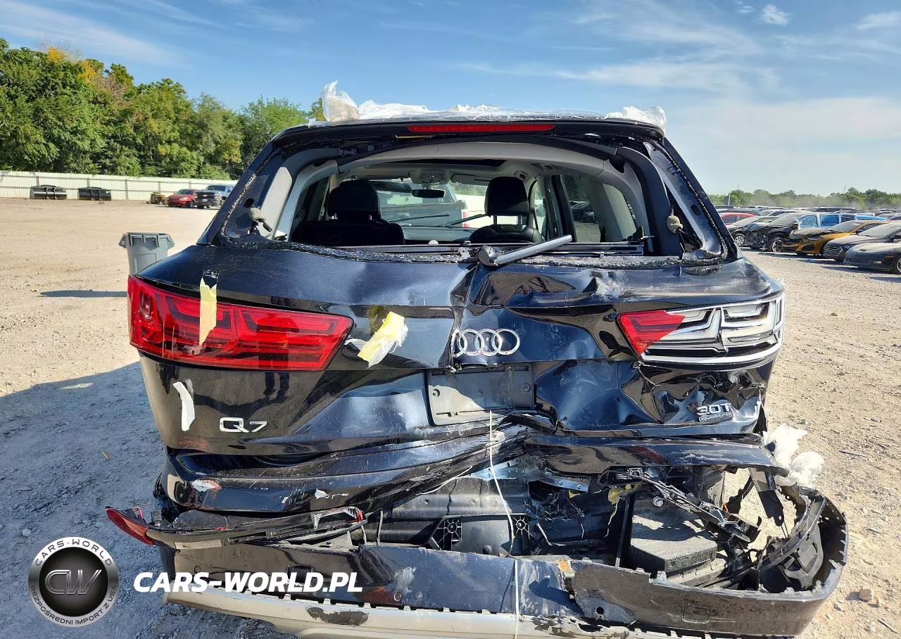 2017 Audi Q7 Prestige VIN:WA1VAAF72HD000223 - 6