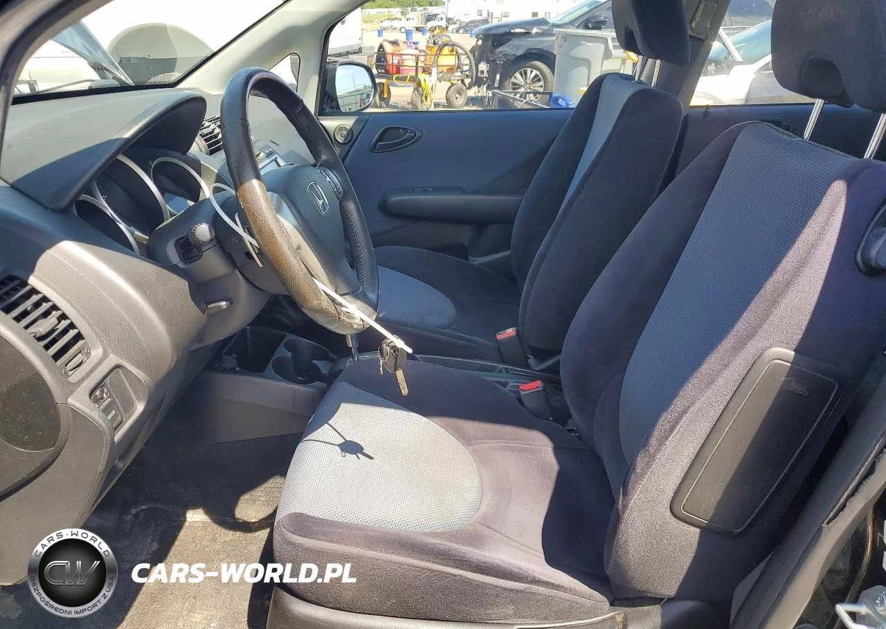 2007 Honda Fit S VIN:JHMGD38627S033365 - 7