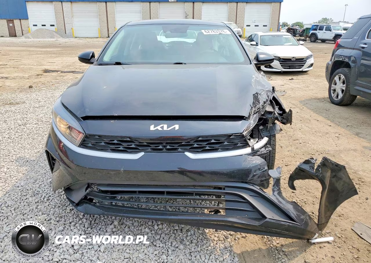 2022 Kia Forte Fe VIN:3KPF24ADXNE431117 - 5