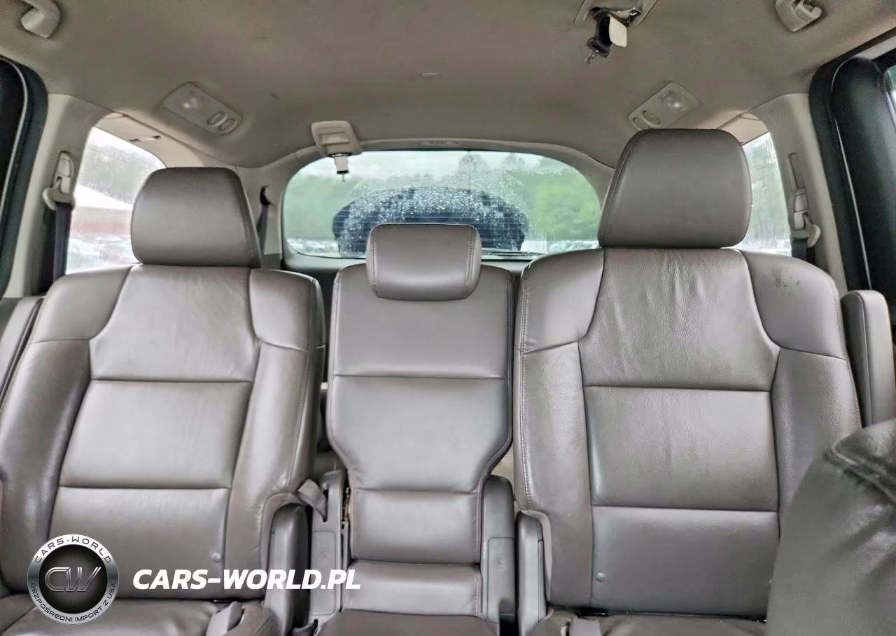 2012 Honda Odyssey Touring VIN:5FNRL5H98CB118897 - 10