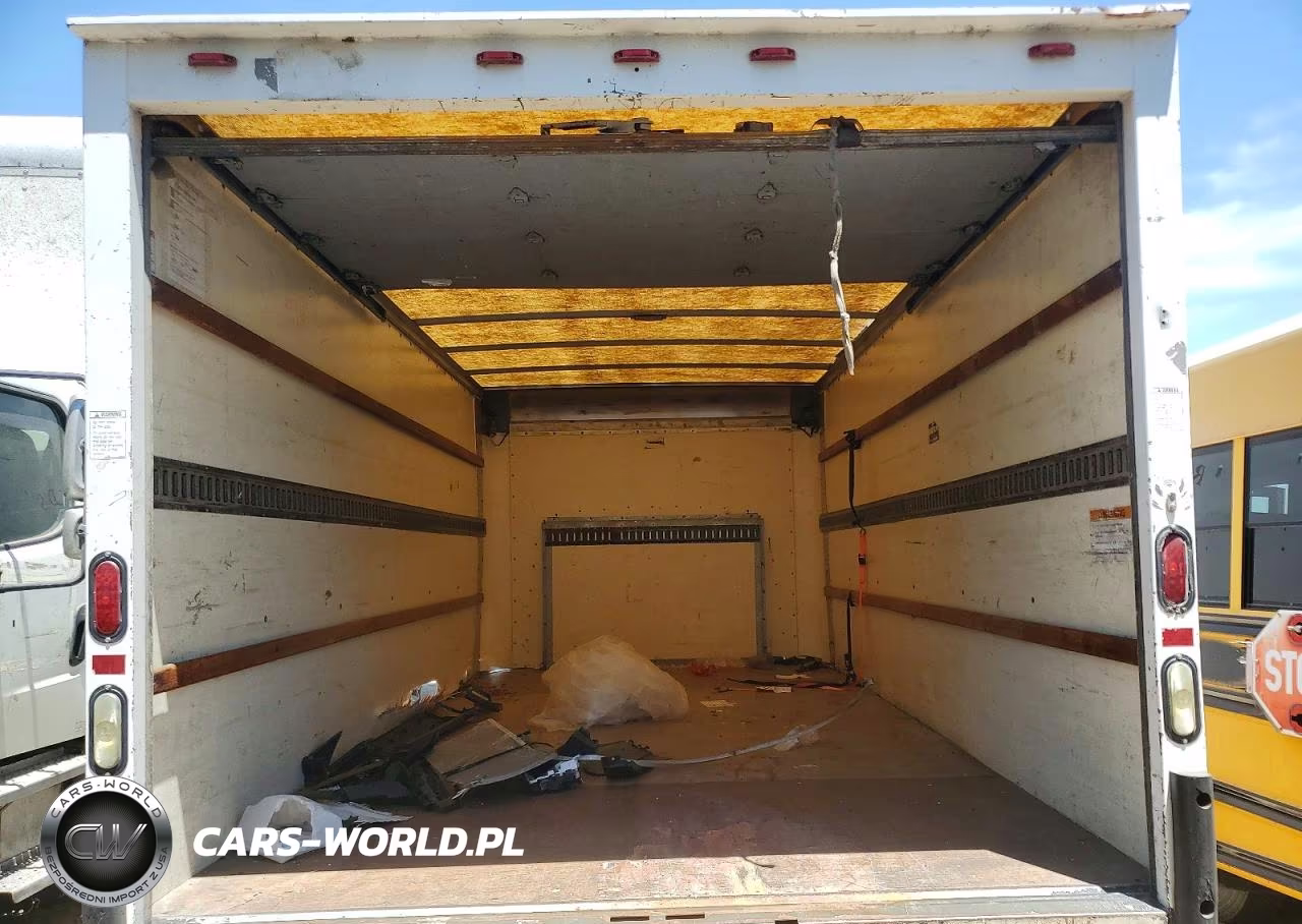 2010 Ford Econoline E350 Super Duty Cutaway Van VIN:1FDWE3FLXADA33561 - 10