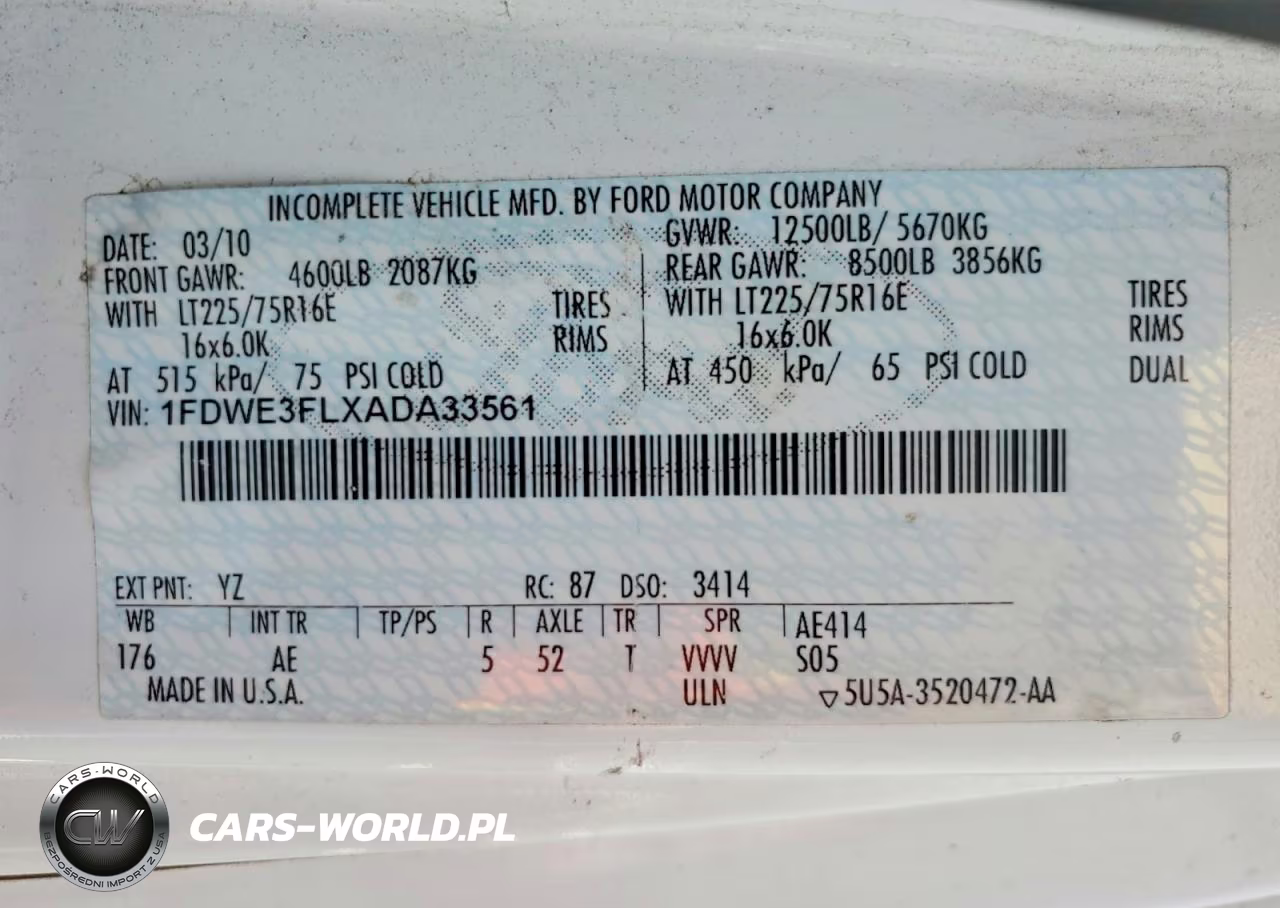 2010 Ford Econoline E350 Super Duty Cutaway Van VIN:1FDWE3FLXADA33561 - 13