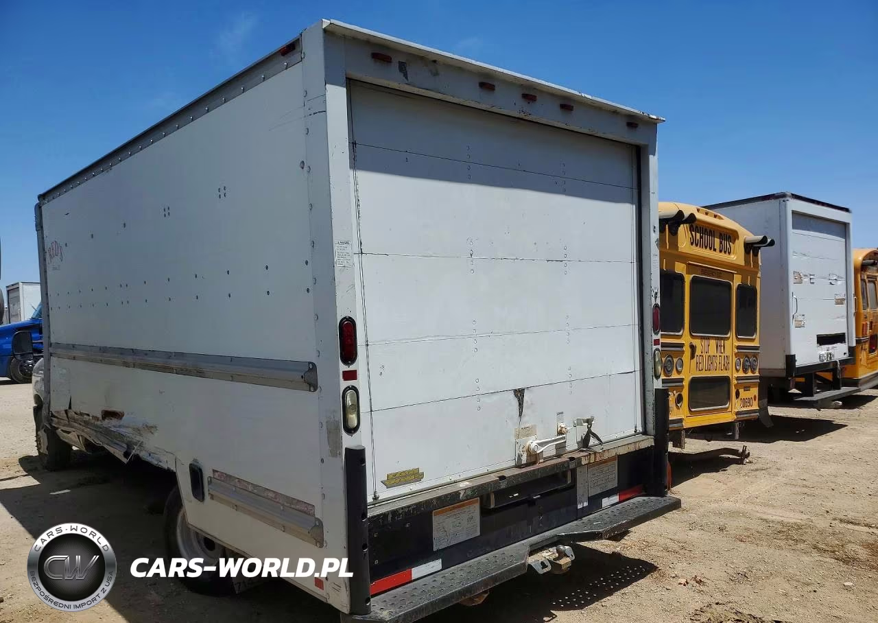 2010 Ford Econoline E350 Super Duty Cutaway Van VIN:1FDWE3FLXADA33561 - 2